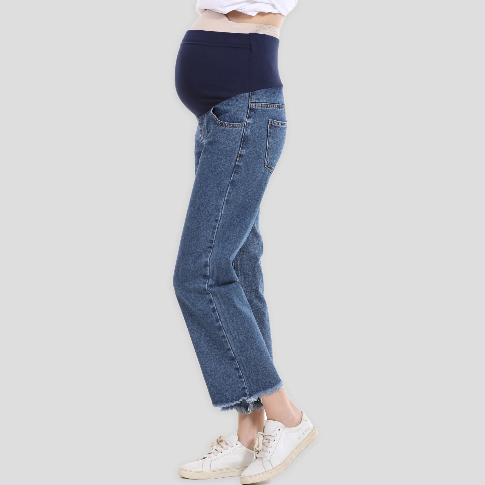 Calça Jeans Maternidade com Faixa Ajustável